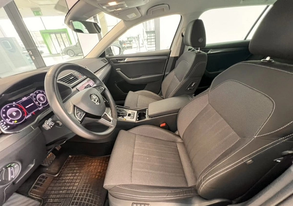 Skoda Superb cena 113500 przebieg: 118549, rok produkcji 2019 z Kunów małe 172